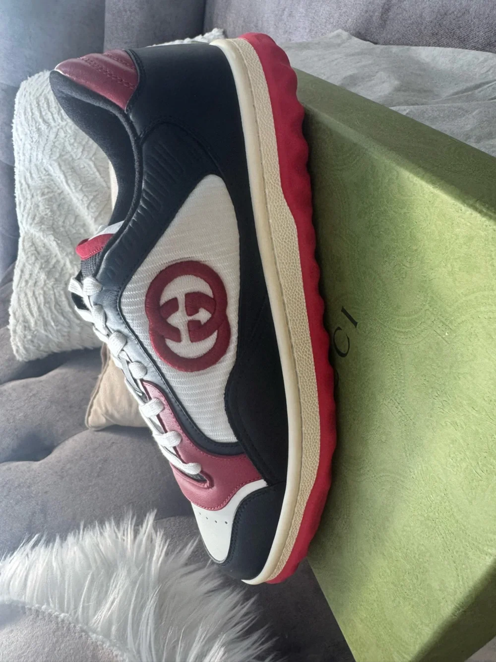Gucci Men's Black, White & Red Low-Top Leather Sneaker